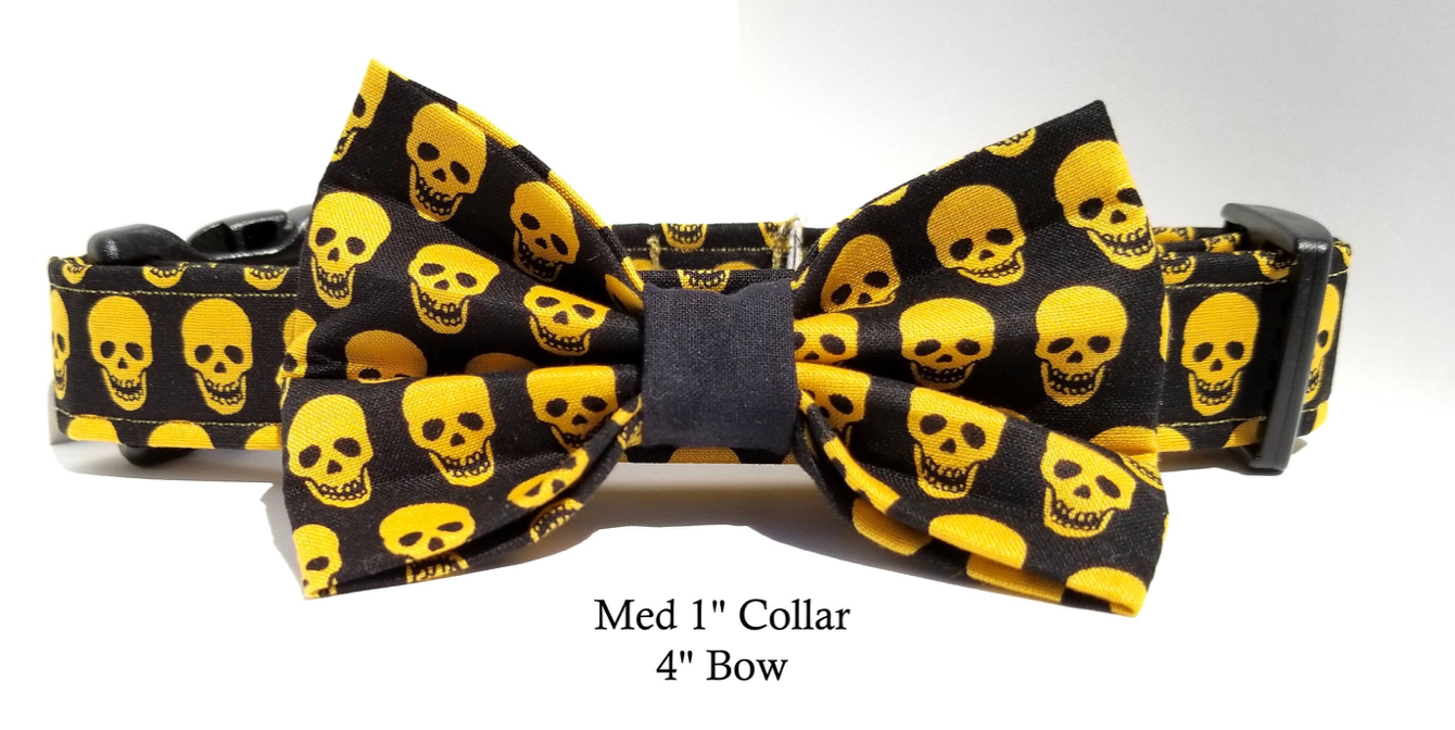 Gold Skulls Collar