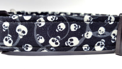 Skulls Collar, Halloween Collar, Small Dog Collar, Large Dog Collar, Boy Dog Collar, Girl Dog Collar, Cat Collar, Collar and Bow