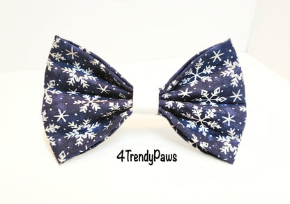 Snowflakes on Blue Dog Bow, Winter Dog Bow, Christmas Dog Bow, Holiday Dog Bow, Boy Dog Bow Tie, Girl Dog Bow